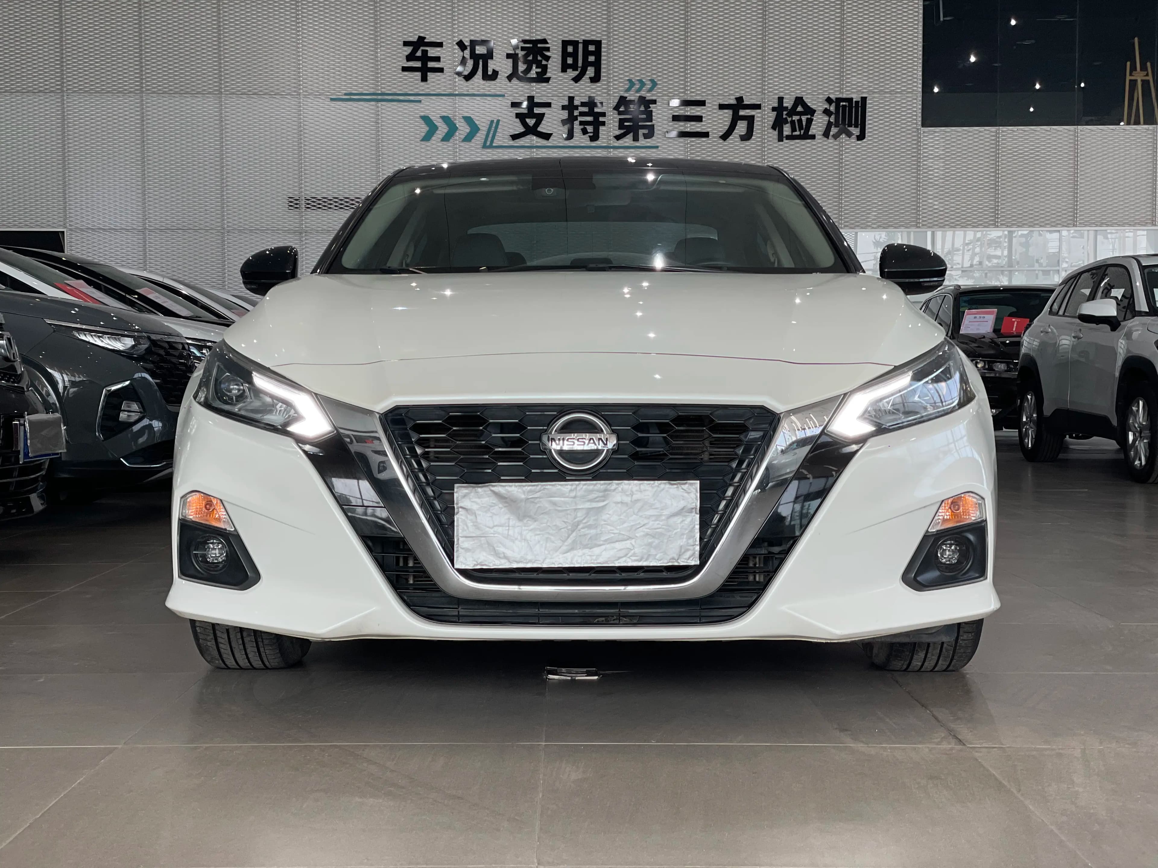 Nissan Altima 2022 г. 52051 км. — фото 2
