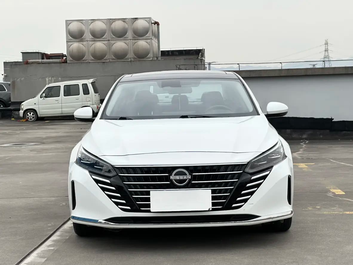 Nissan Altima 2023 г. 51053 км. — фото 2