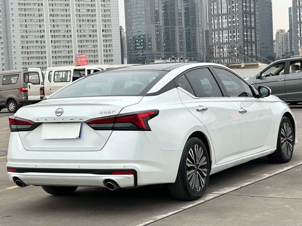 Nissan Altima 2023 г. 51053 км. — фото 6
