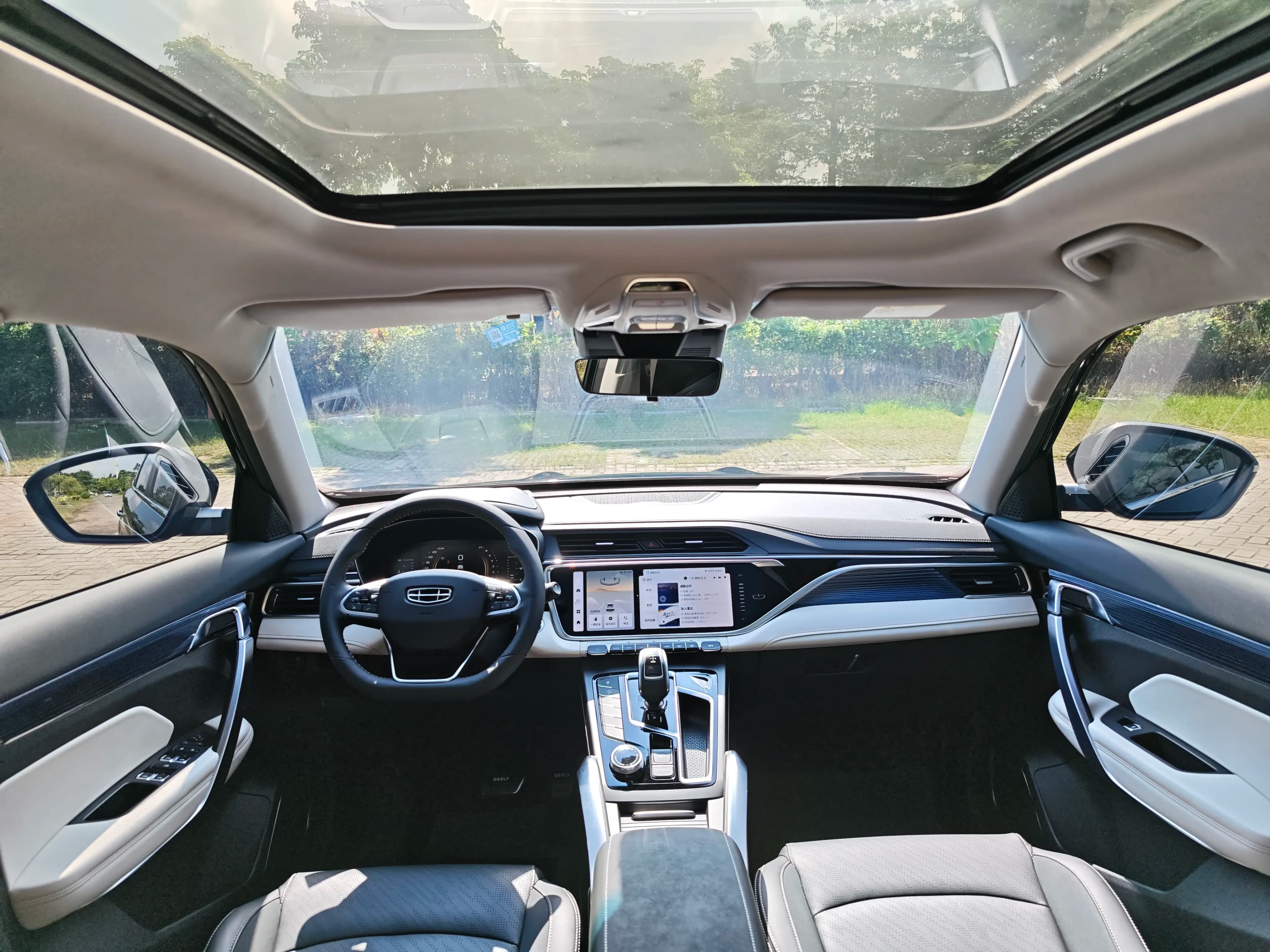 Geely Atlas 2022 г. 42020 км. — фото 13