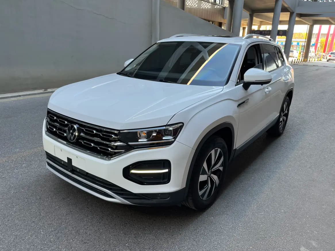 Volkswagen Tayron 2022 г. 38000 км.