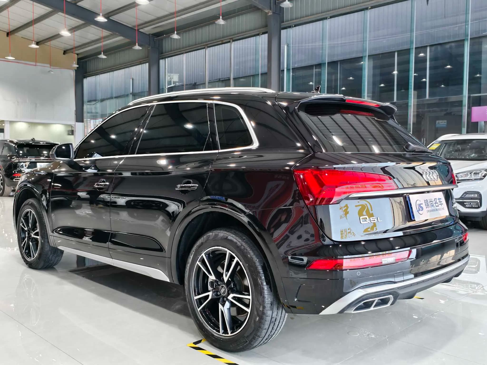 Audi Q5L 2025 г. 10932 км. — фото 4