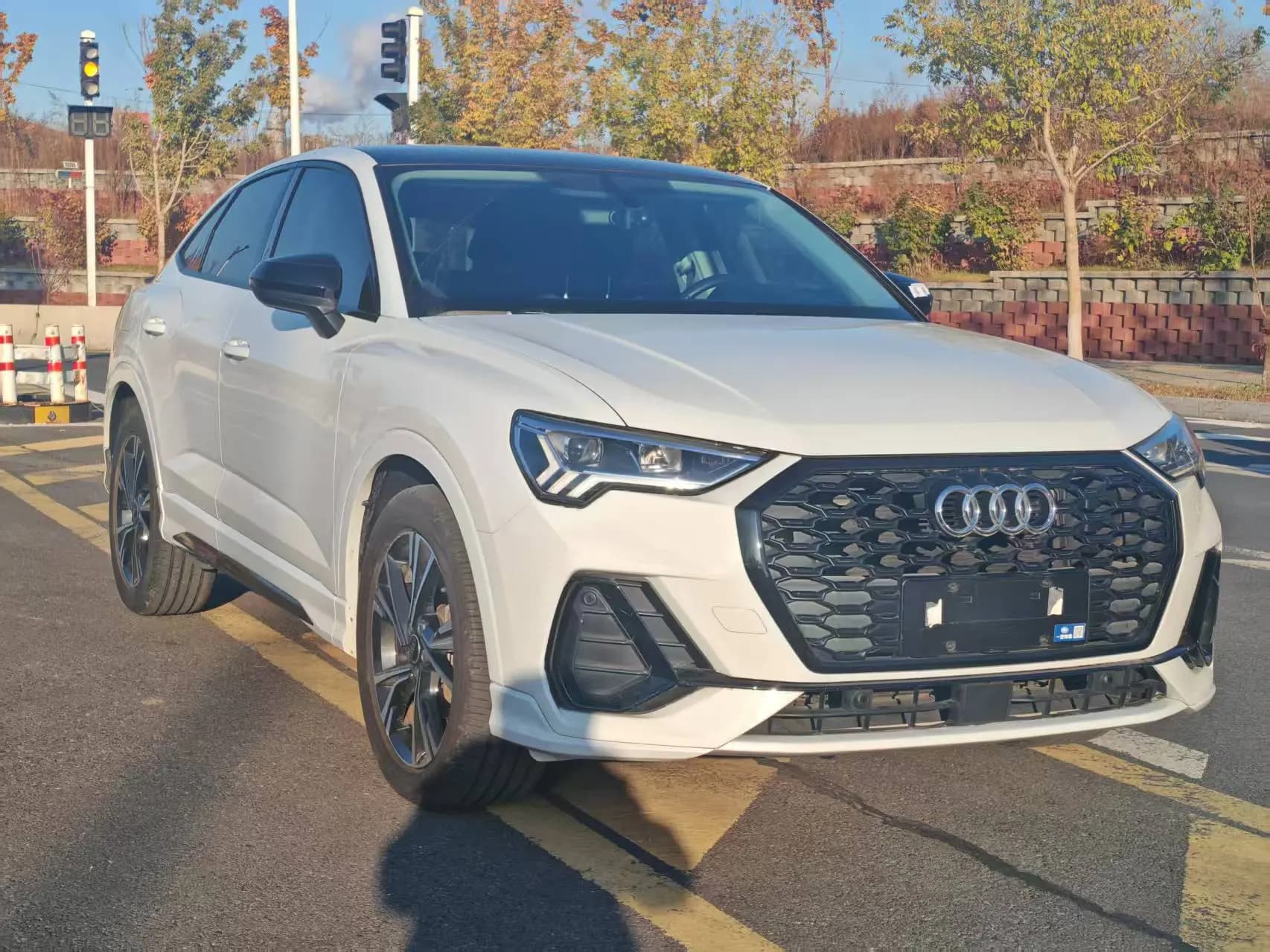 Audi Q3 Sportback 2022 г. 53015 км. — фото 3