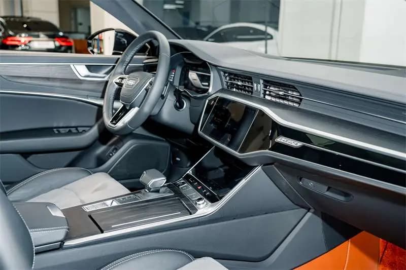 Audi A6L 2024 г. 13400 км. — фото 16