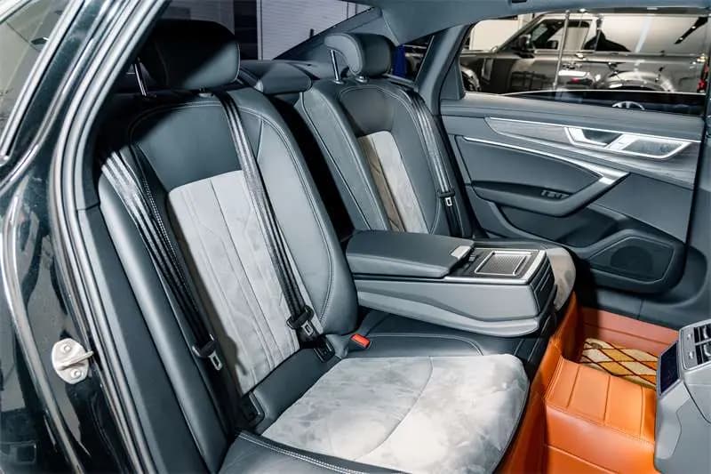 Audi A6L 2024 г. 13400 км. — фото 22