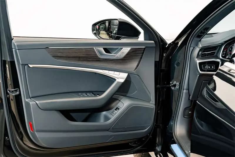Audi A6L 2024 г. 13400 км. — фото 10