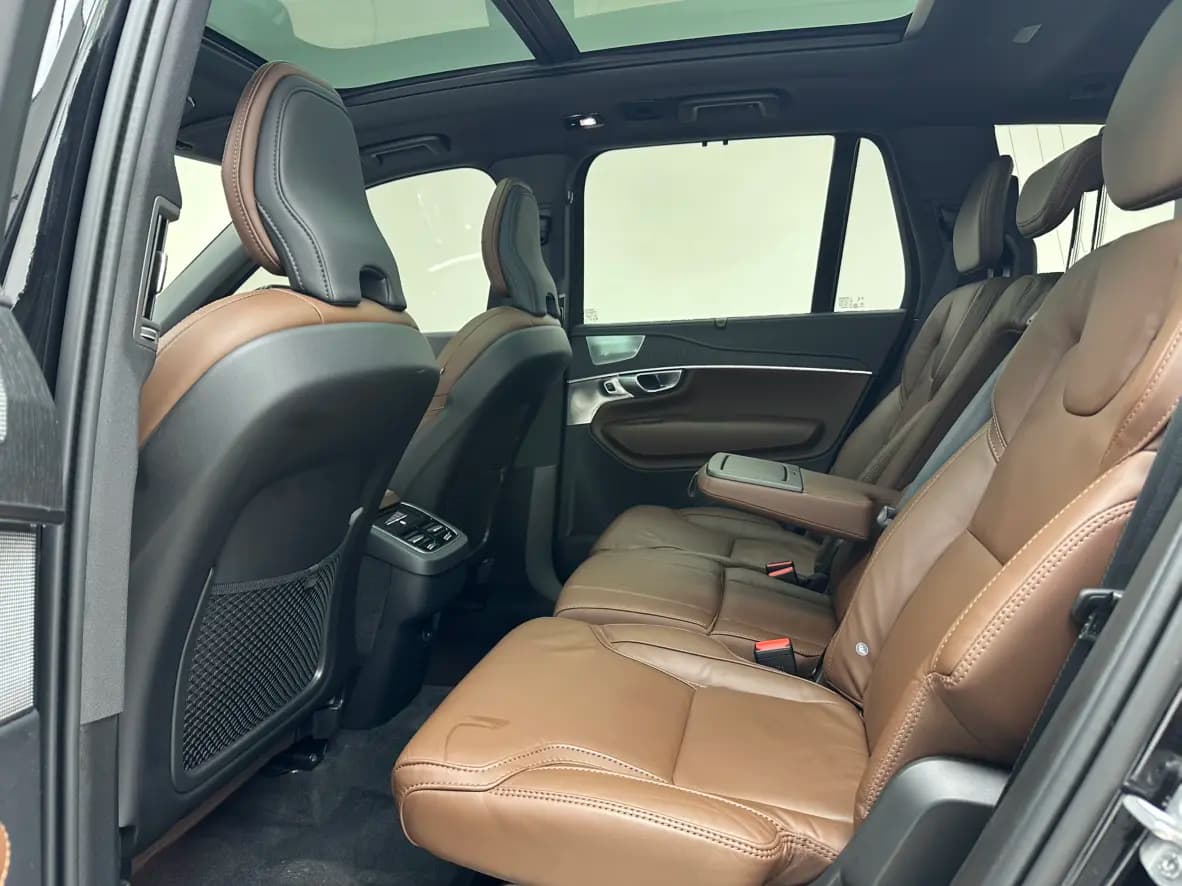 Volvo XC90 2024 г. 39080 км. — фото 15
