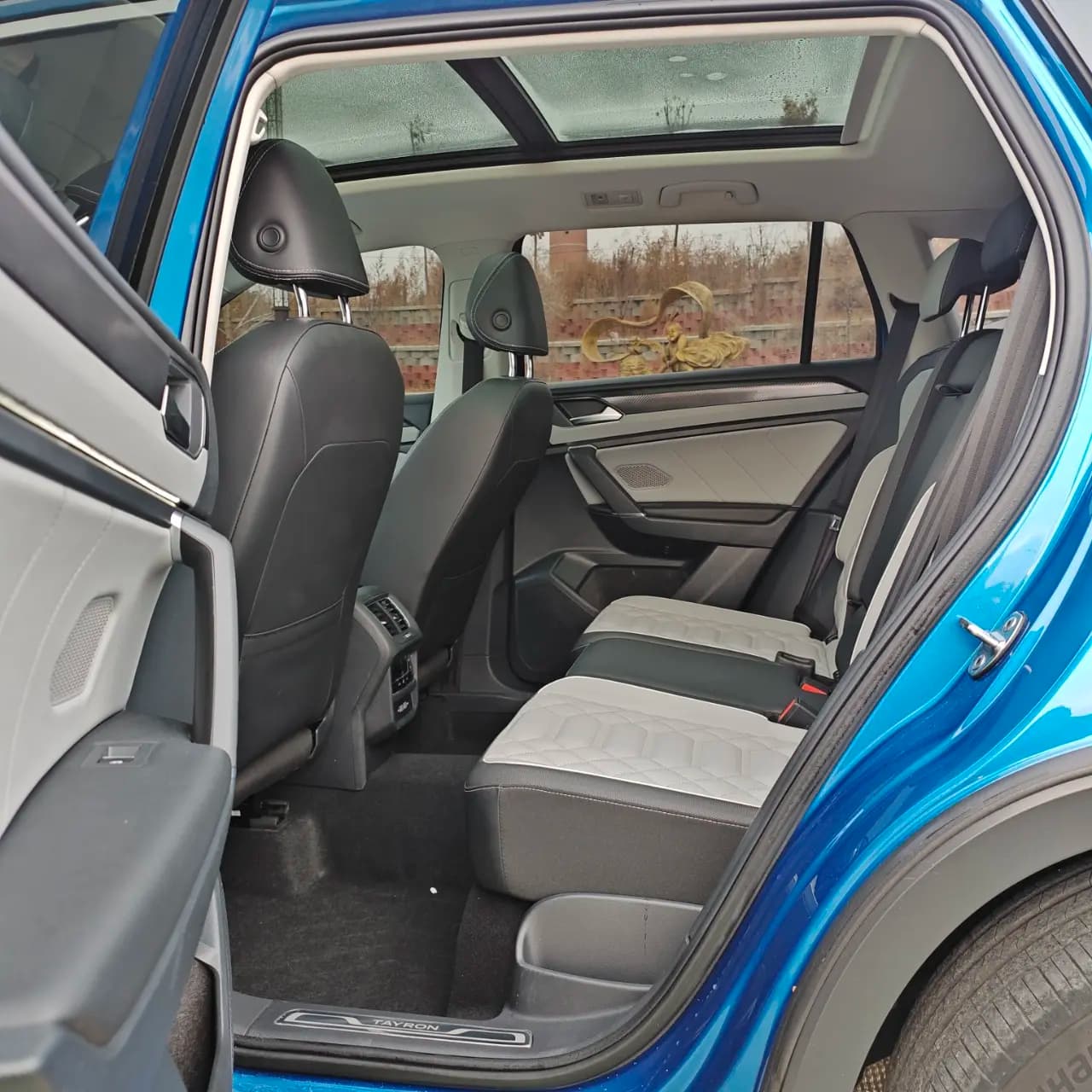Volkswagen Tayron 2023 г. 54000 км. — фото 22