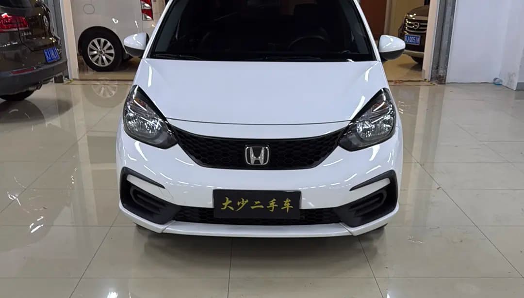 Honda Fit 2023 г. 38111 км. — фото 2