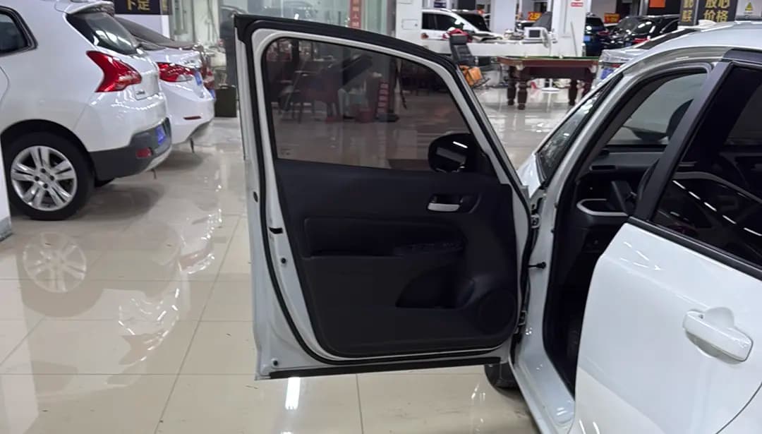 Honda Fit 2023 г. 38111 км. — фото 17