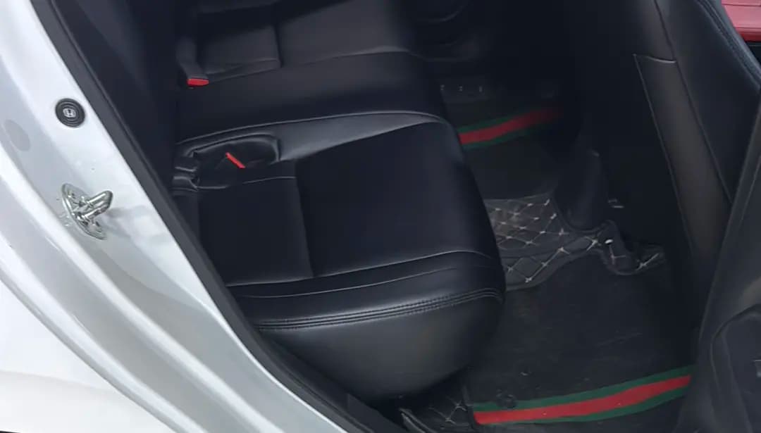 Honda Fit 2023 г. 38111 км. — фото 8