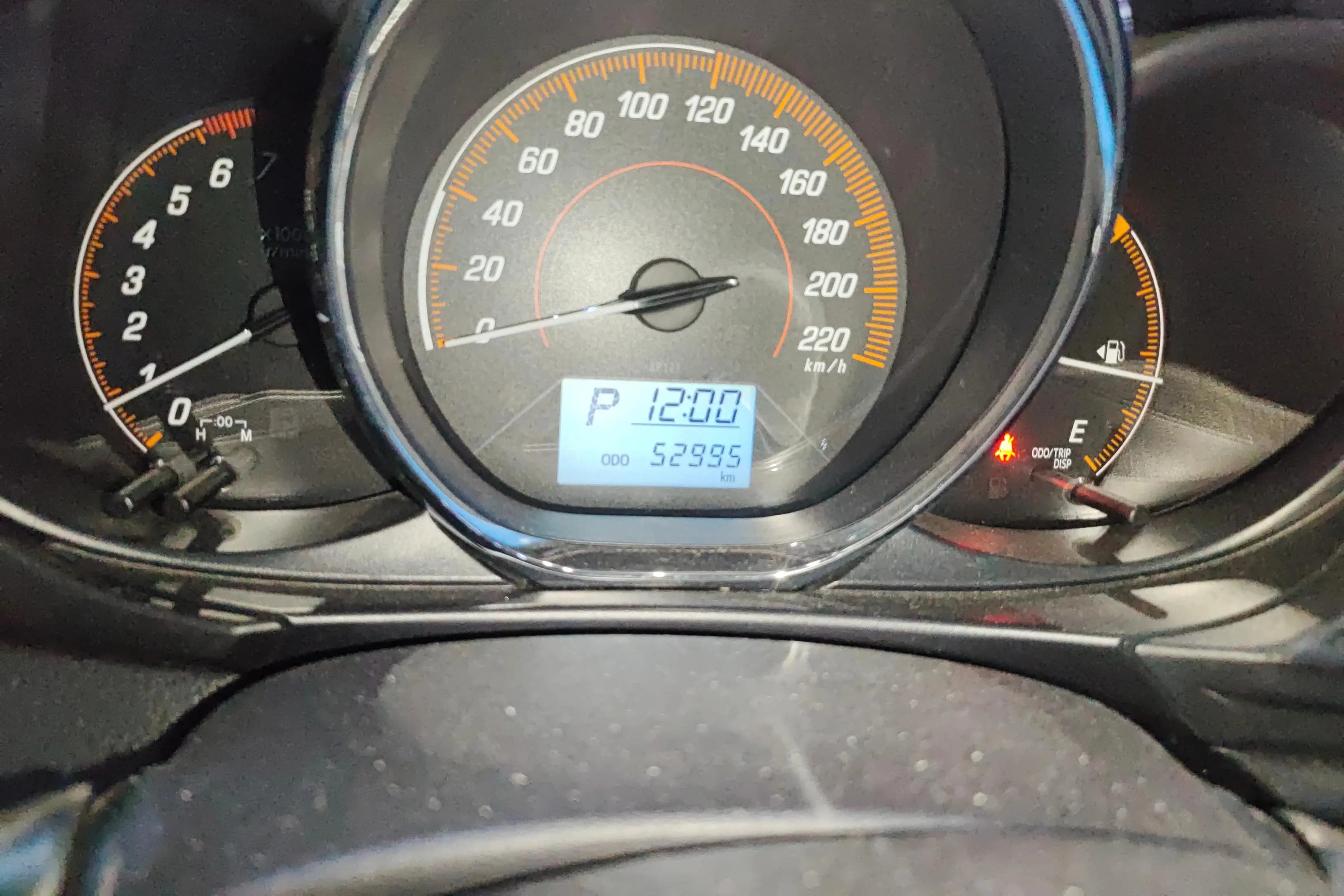 Toyota Yaris L 2021 г. 53037 км. — фото 14