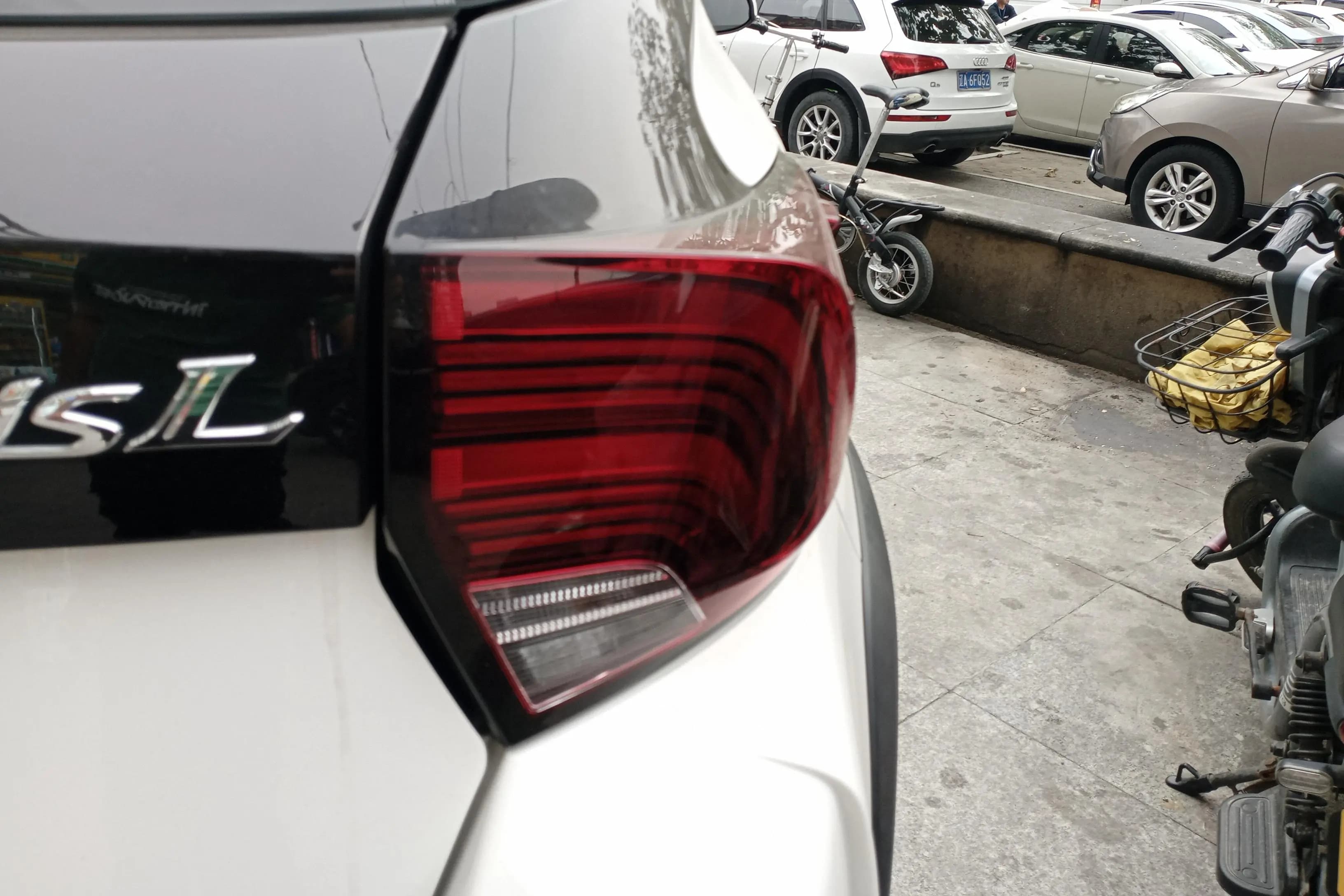 Toyota Yaris L 2021 г. 53037 км. — фото 5
