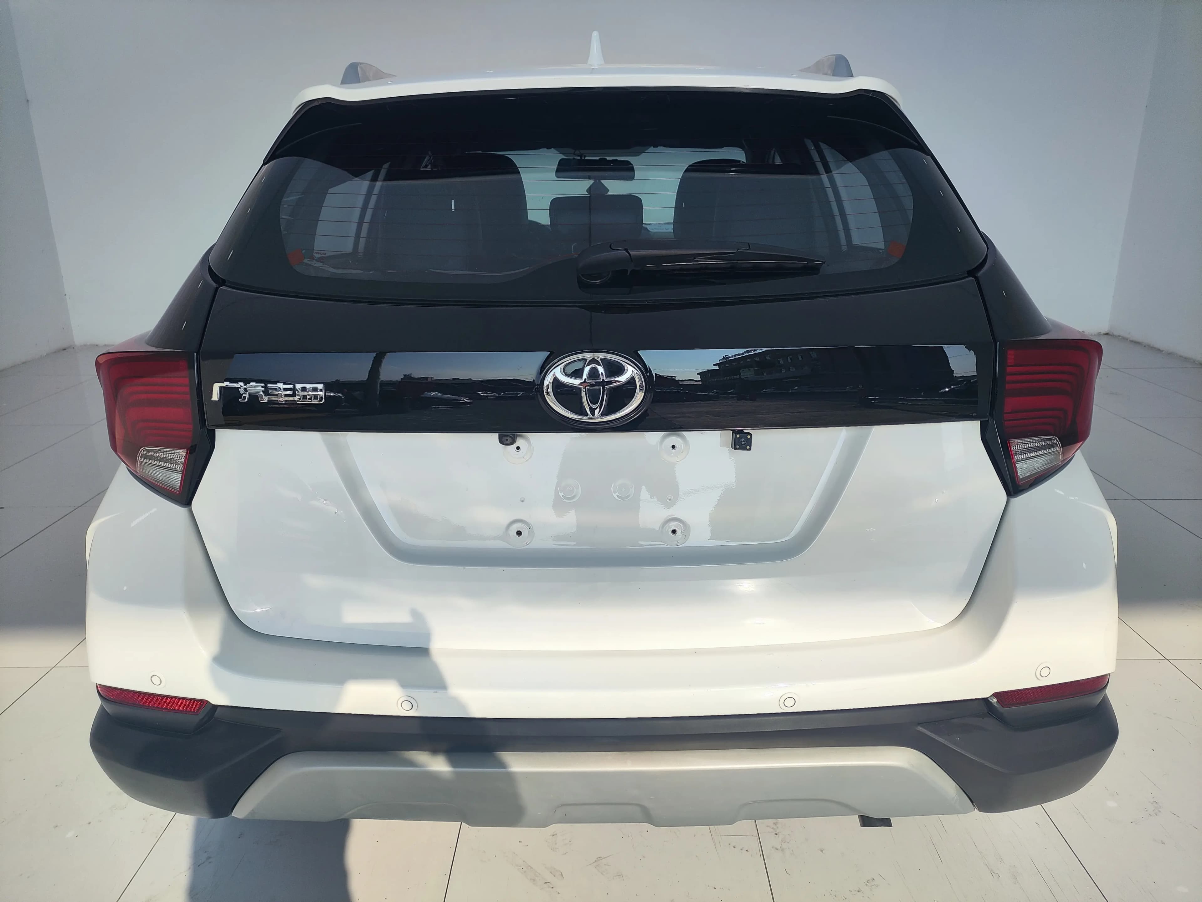 Toyota Yaris L 2022 г. 49038 км. — фото 5