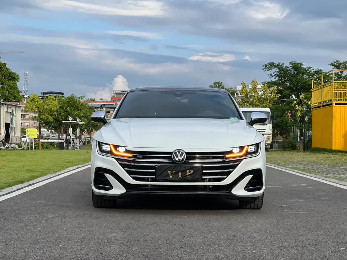 Volkswagen Arteon 2022 г. 68067 км. — фото 2