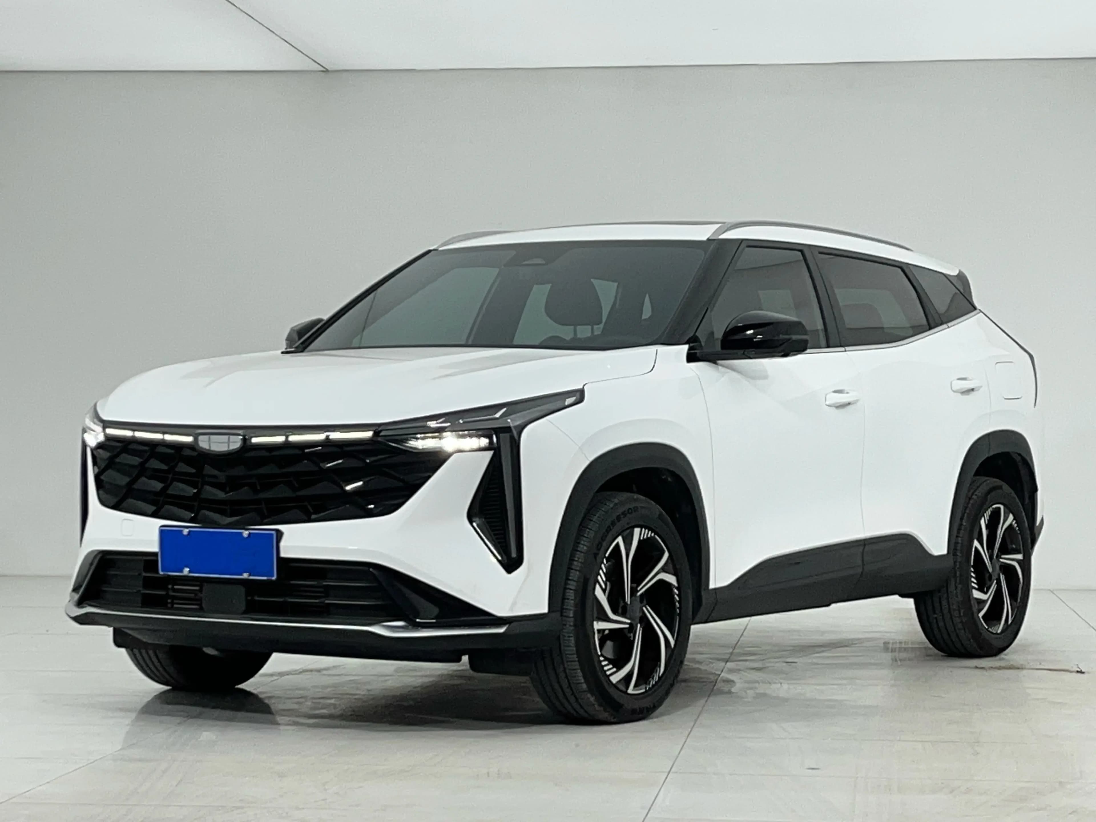 Geely Atlas 2023 г. 17023 км. — фото 3