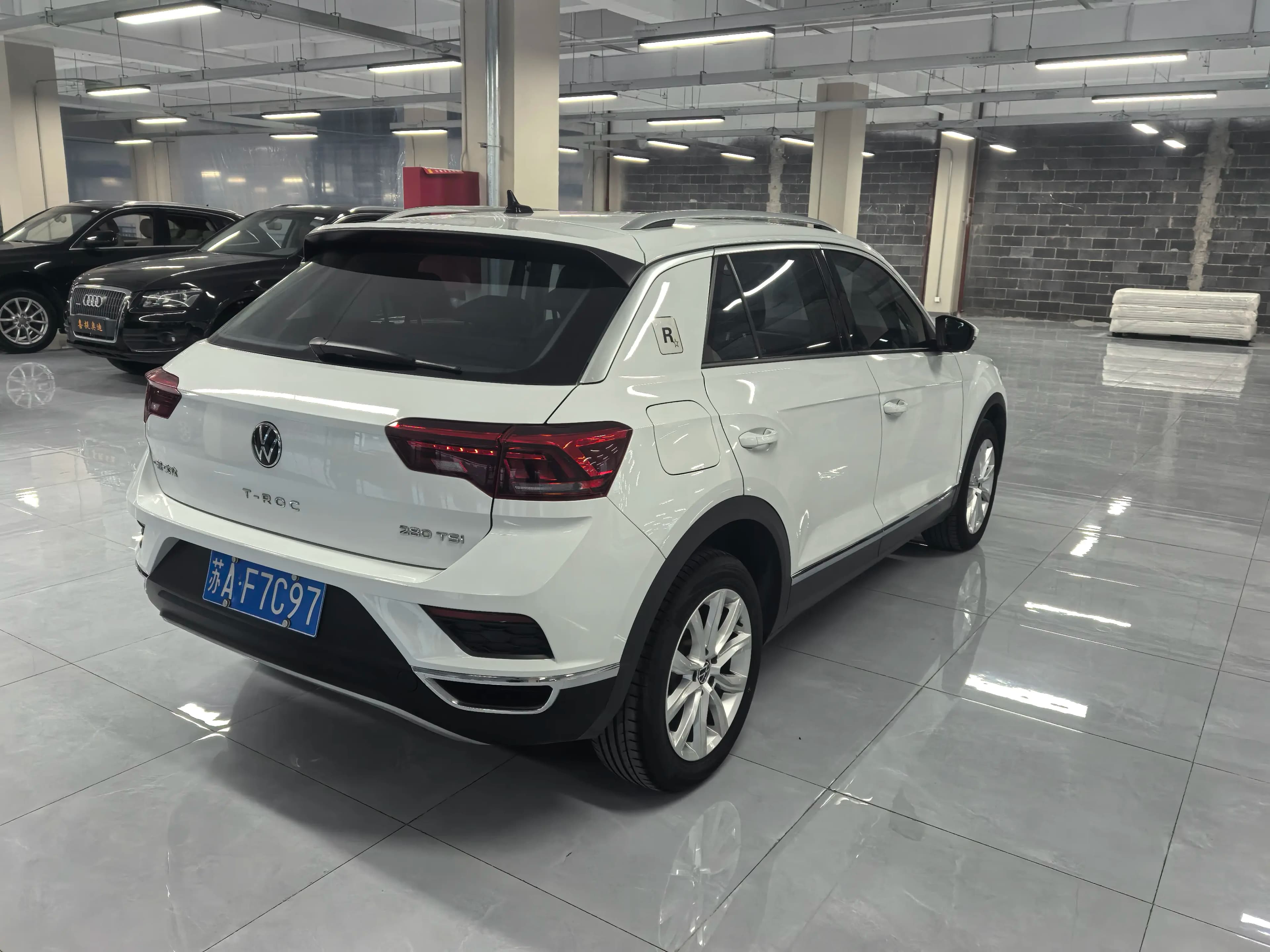 Volkswagen T-Roc 2022 г. 46028 км. — фото 4