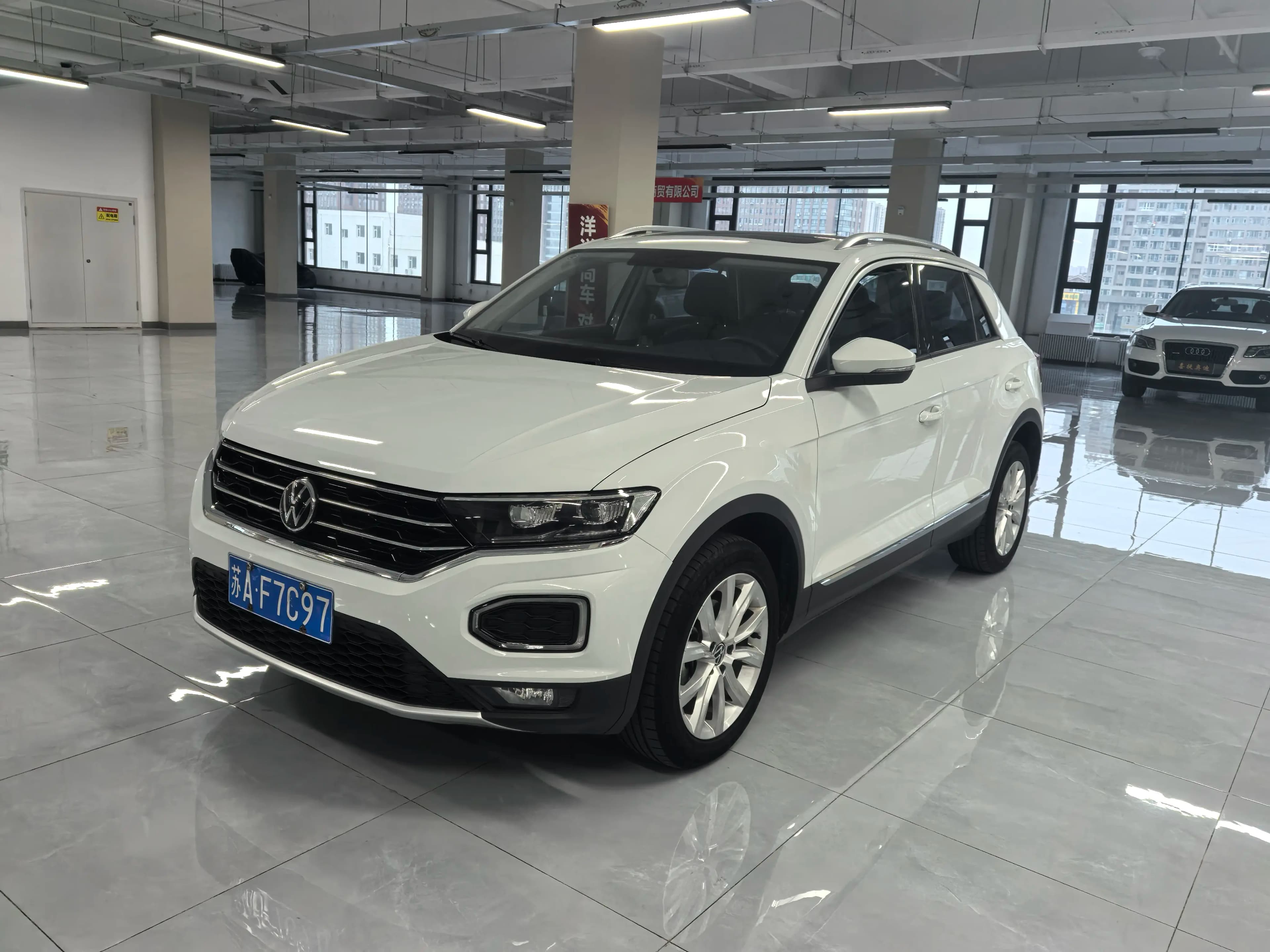 Volkswagen T-Roc 2022 г. 46028 км. — фото 5