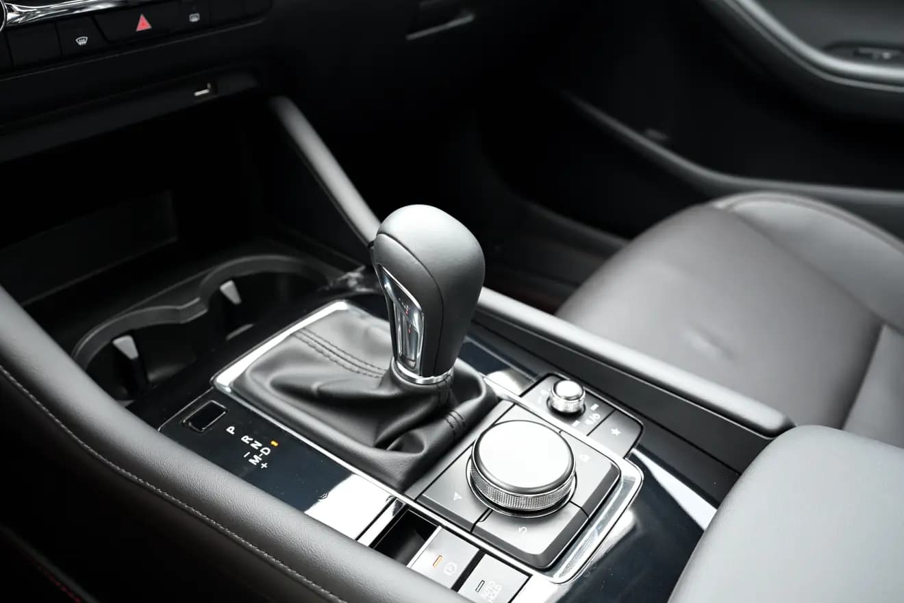 Mazda Axela 2024 г. 17126 км. — фото 14