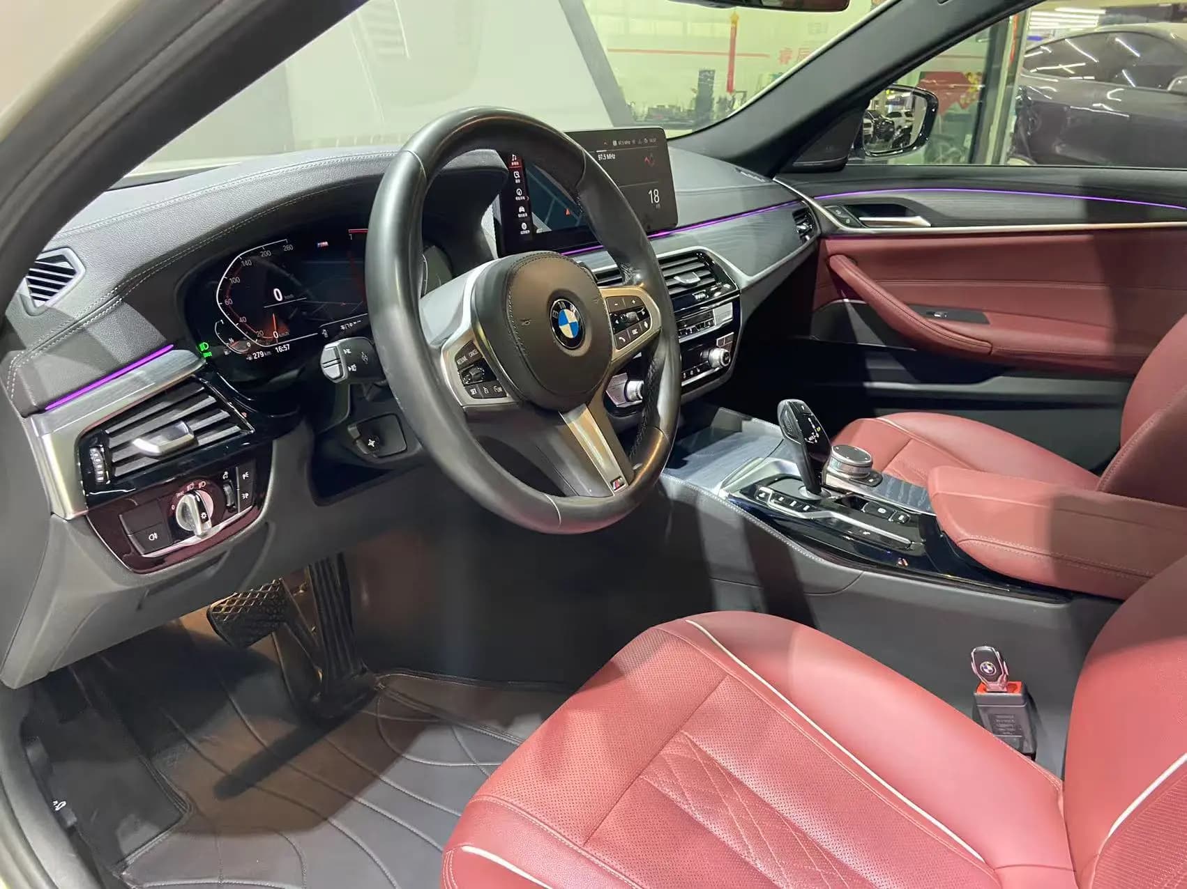 BMW 5 Series 2021 г. 61000 км. — фото 12