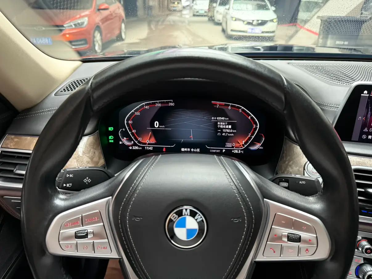 BMW 7 Series 2022 г. 63070 км. — фото 14