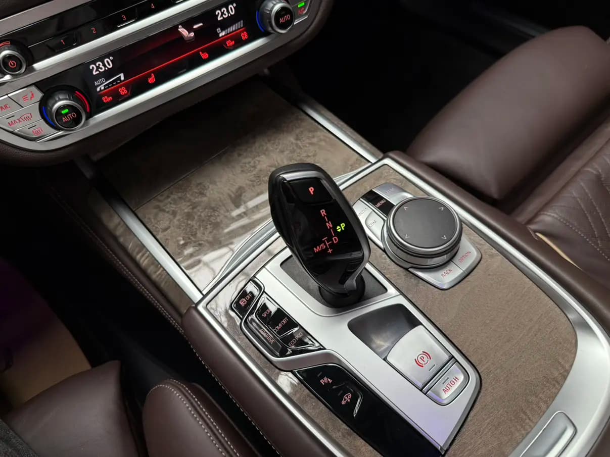 BMW 7 Series 2022 г. 63070 км. — фото 15