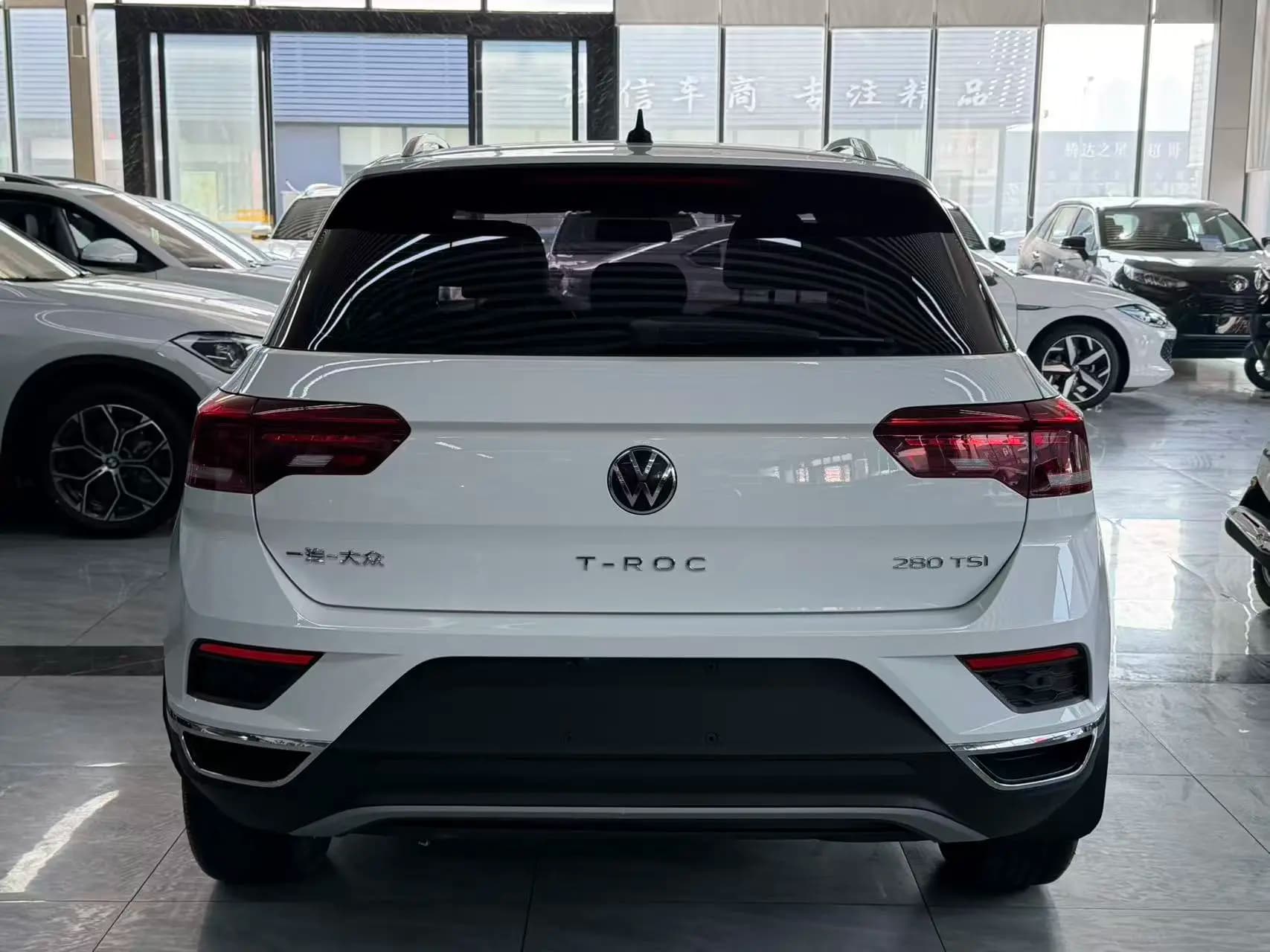 Volkswagen T-Roc 2022 г. 43029 км. — фото 5