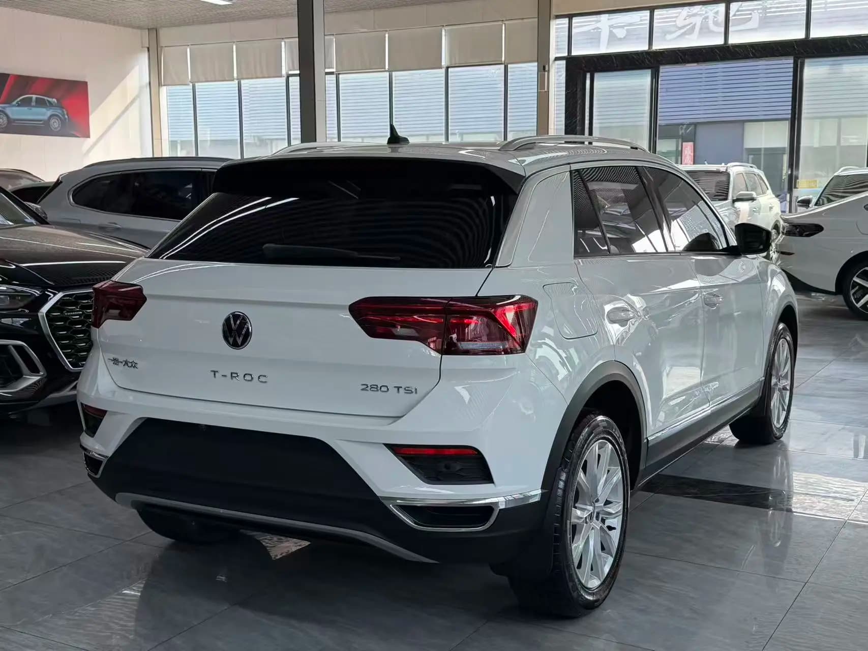 Volkswagen T-Roc 2022 г. 43029 км. — фото 6