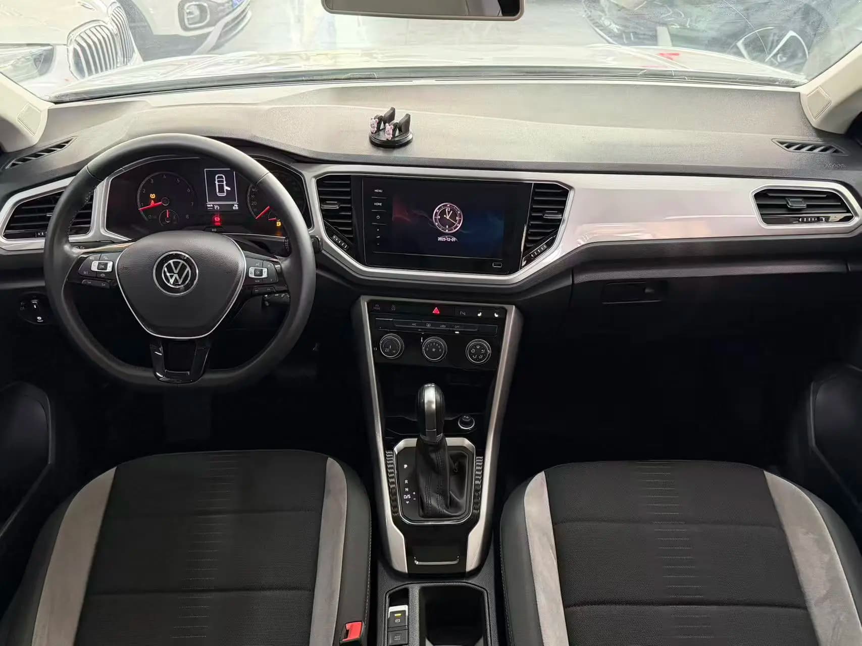Volkswagen T-Roc 2022 г. 43029 км. — фото 7