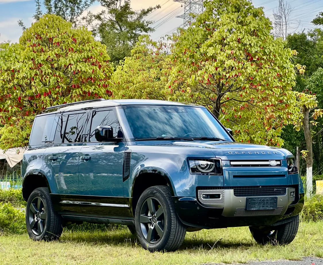 Land Rover Guard 2023 г. 30101 км. — фото 3