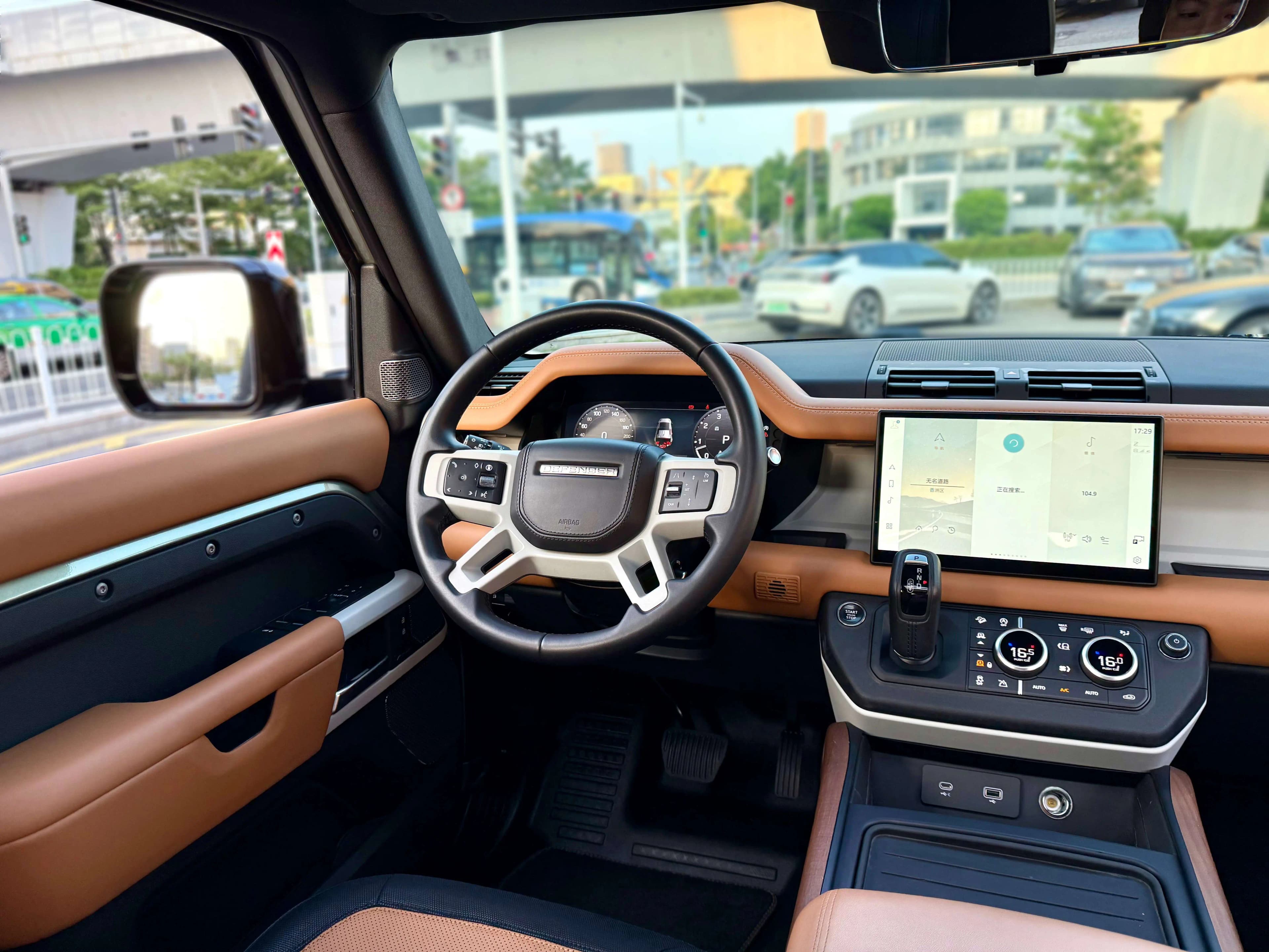 Land Rover Guard 2024 г. 34039 км. — фото 17