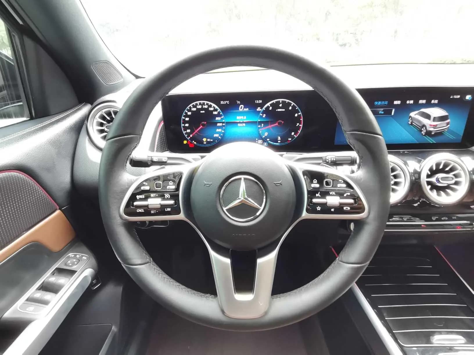 Mercedes-Benz GLB 2023 г. 50808 км. — фото 20