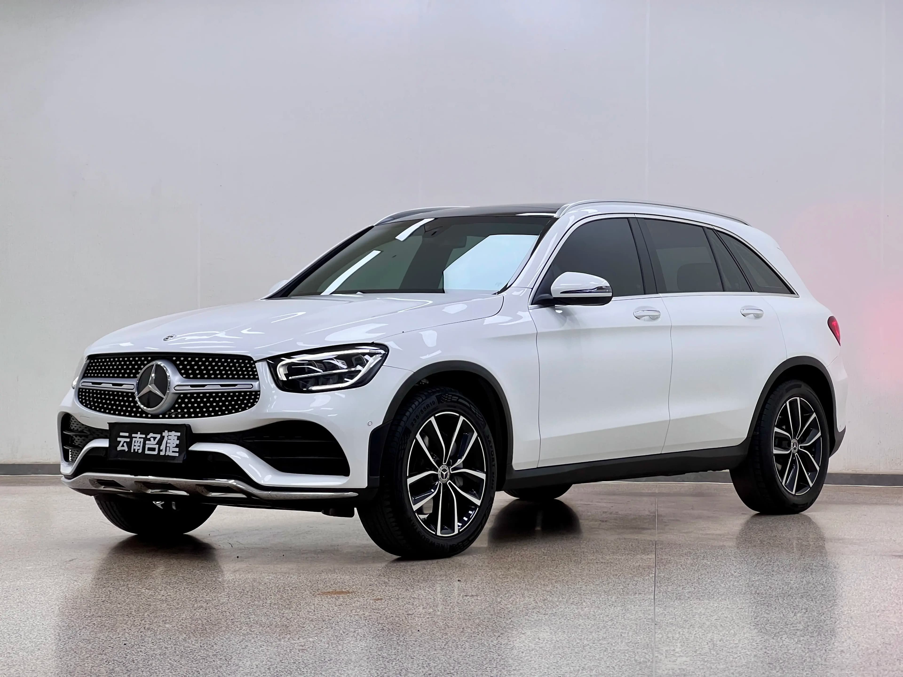 Mercedes-Benz GLC 2021 г. 66129 км.