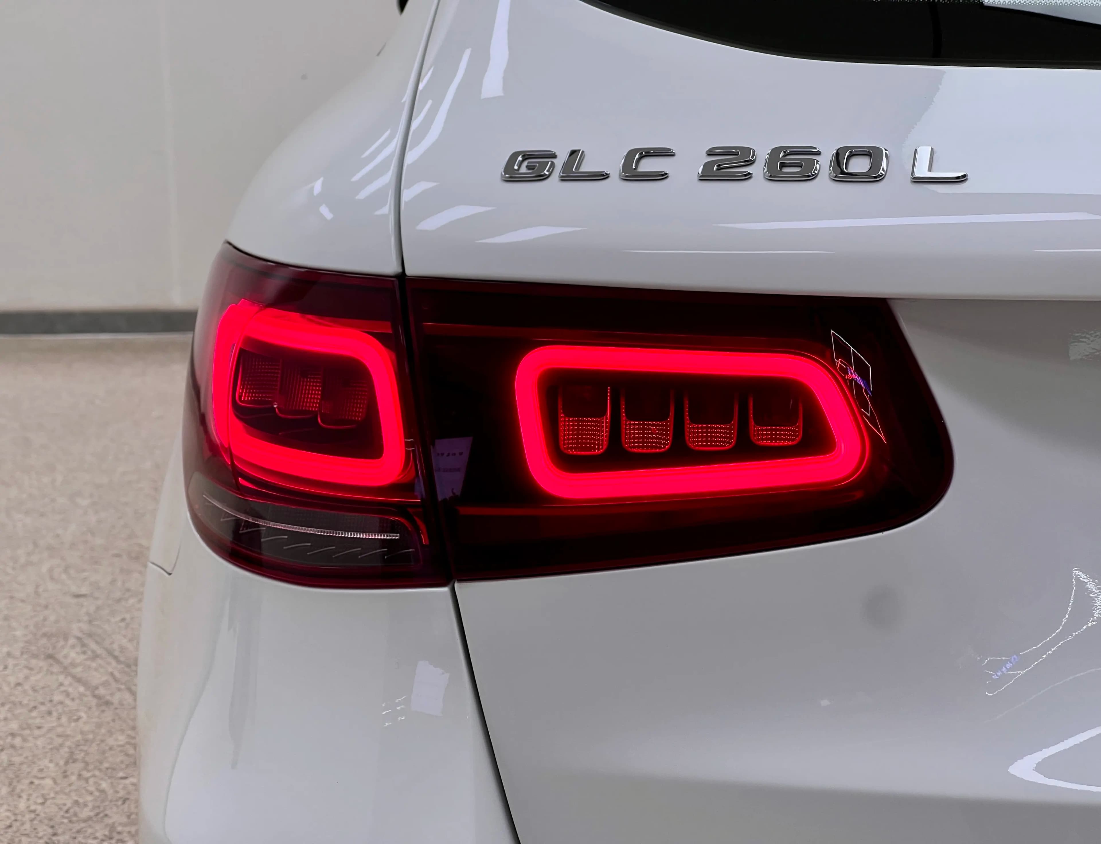 Mercedes-Benz GLC 2021 г. 66129 км. — фото 11