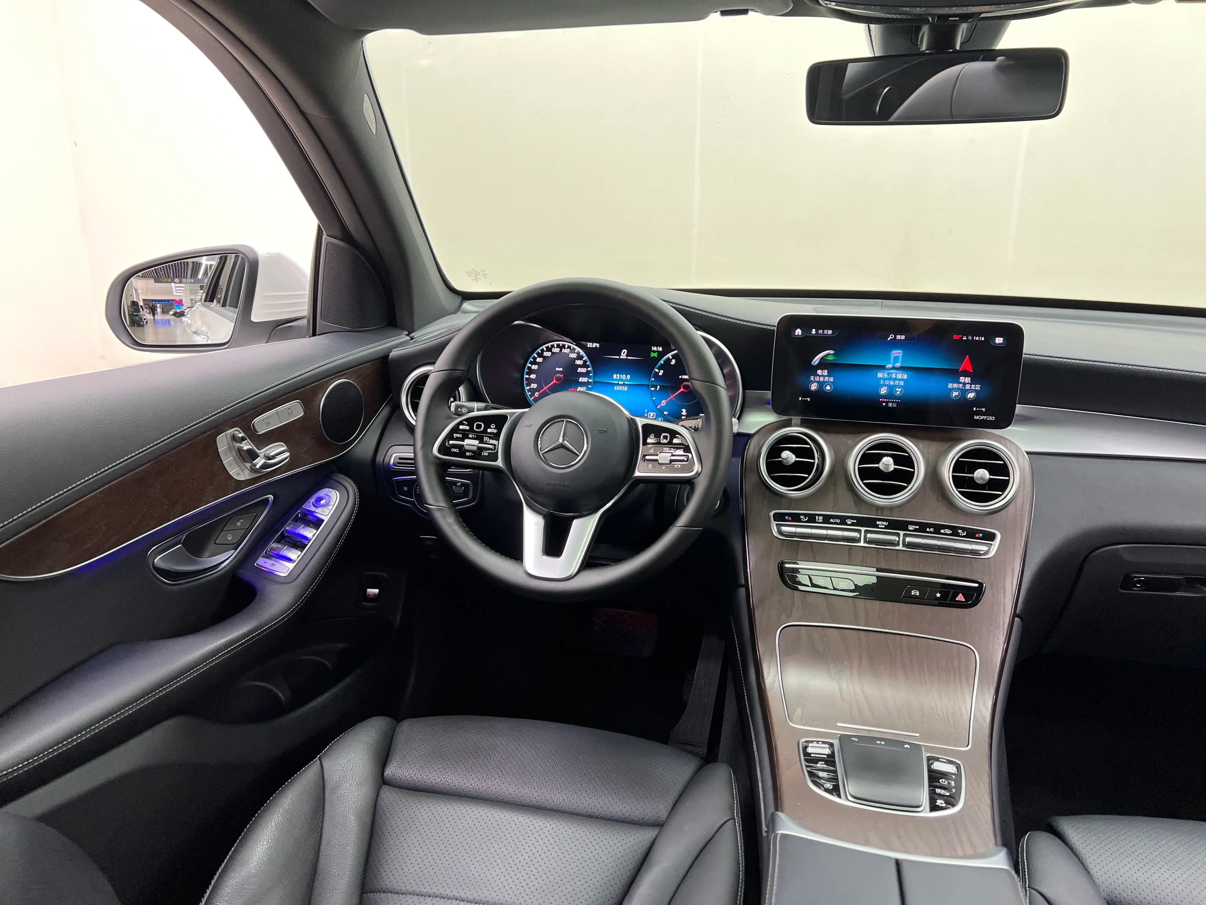 Mercedes-Benz GLC 2021 г. 66129 км. — фото 30