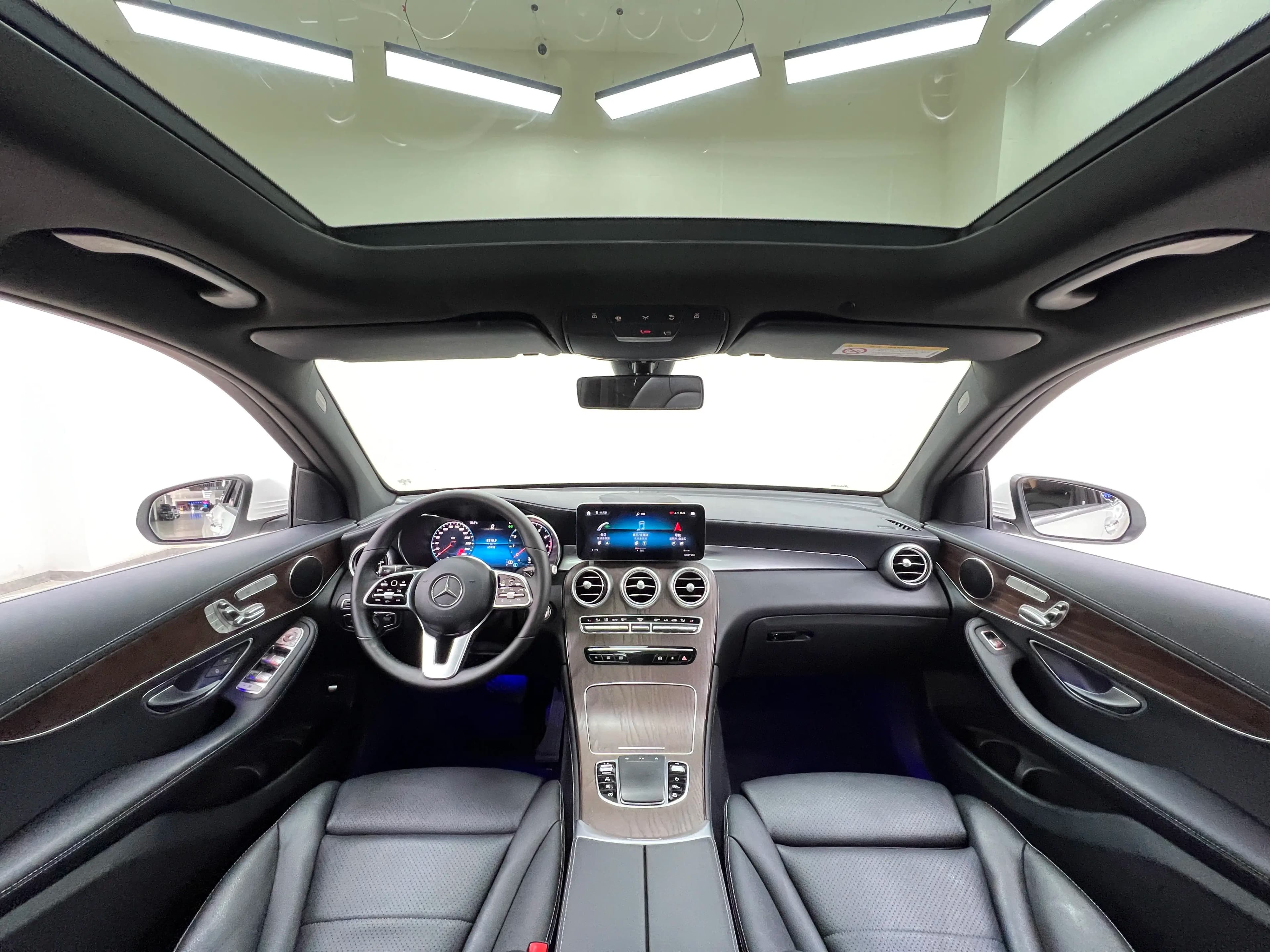 Mercedes-Benz GLC 2021 г. 66129 км. — фото 31