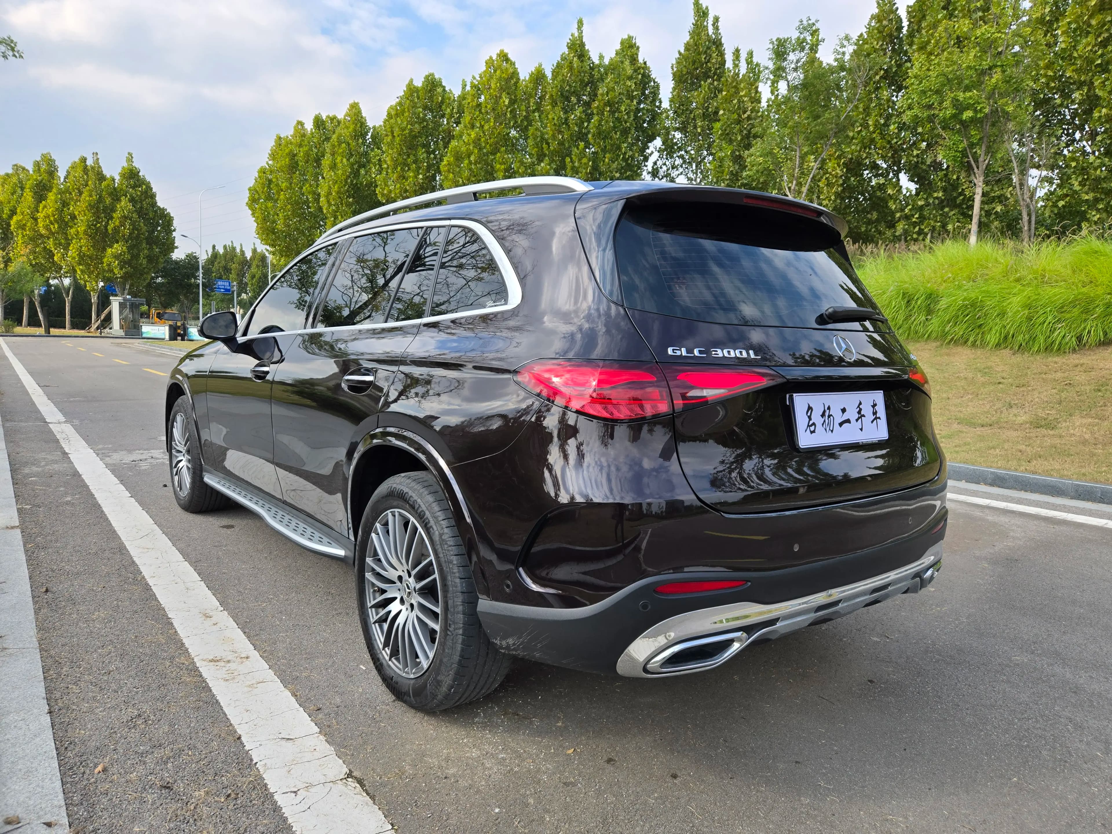 Mercedes-Benz GLC 2024 г. 28127 км. — фото 4