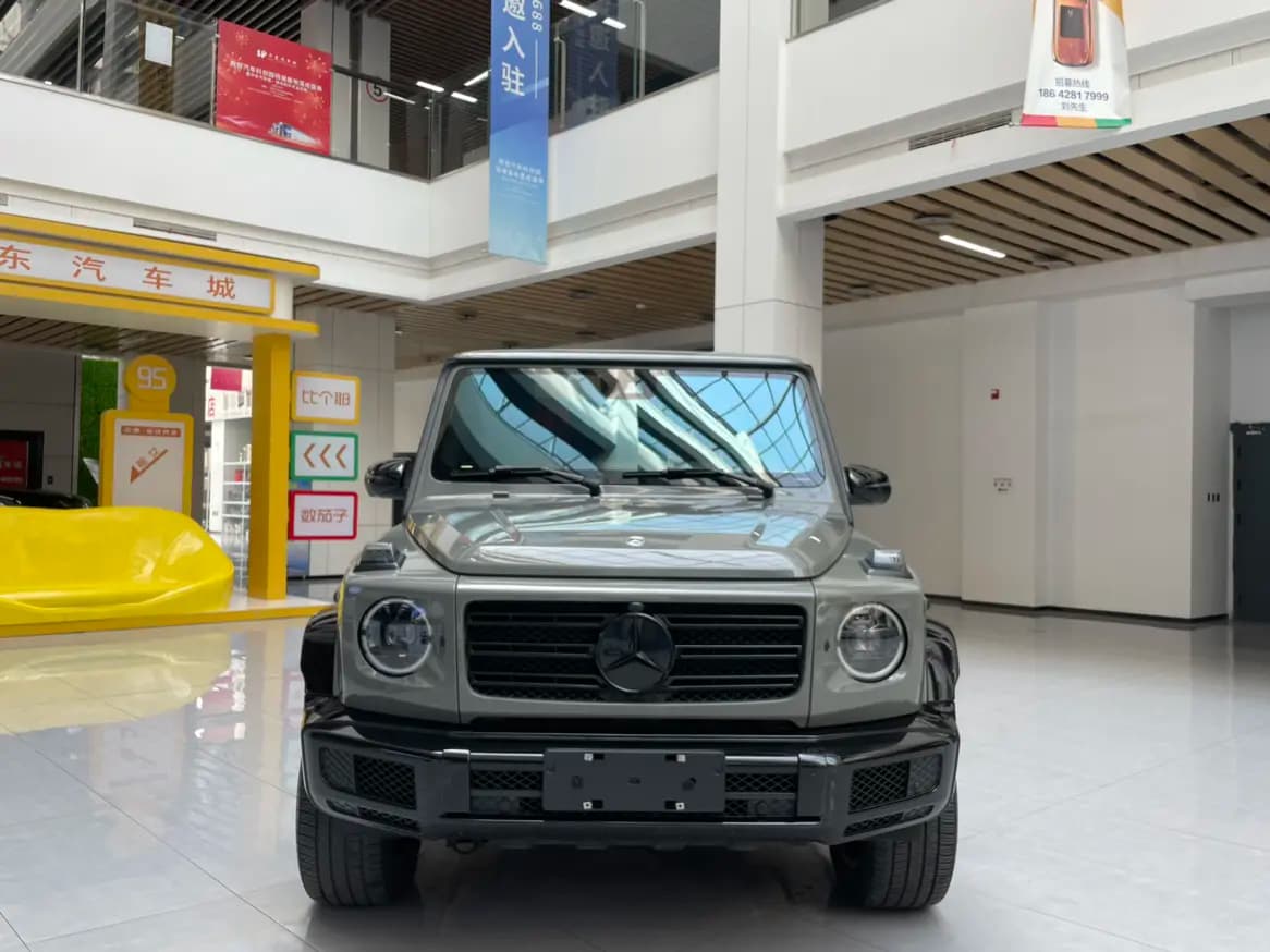 Mercedes-Benz Mercedes Benz G Class 2023 г. 44084 км. — фото 2