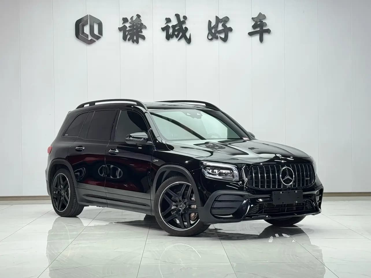 Mercedes-Benz GLB AMG 2023 г. 45099 км. — фото 3
