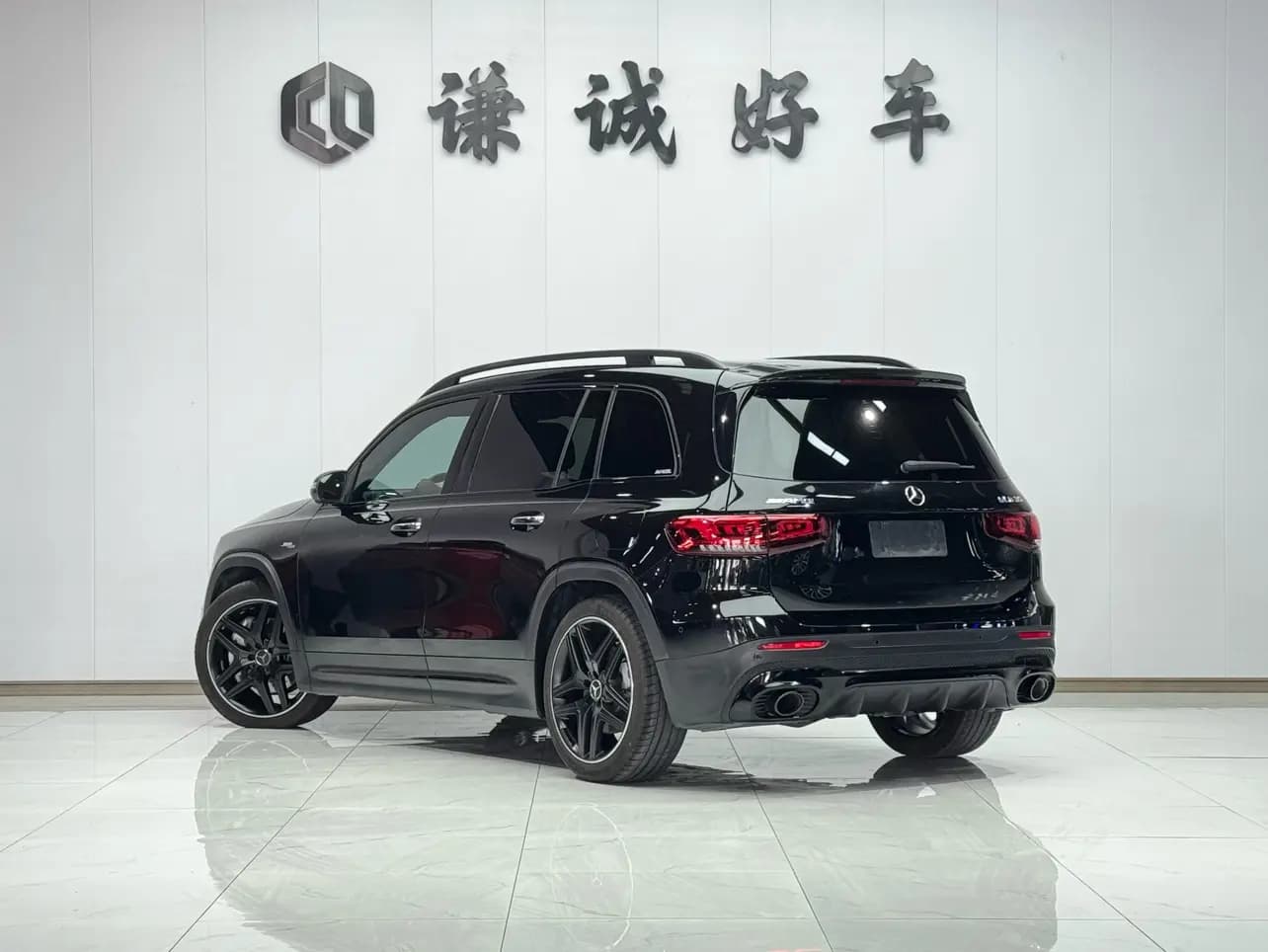 Mercedes-Benz GLB AMG 2023 г. 45099 км. — фото 5