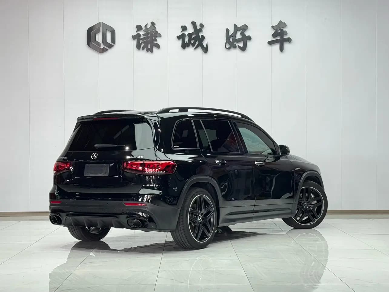 Mercedes-Benz GLB AMG 2023 г. 45099 км. — фото 7