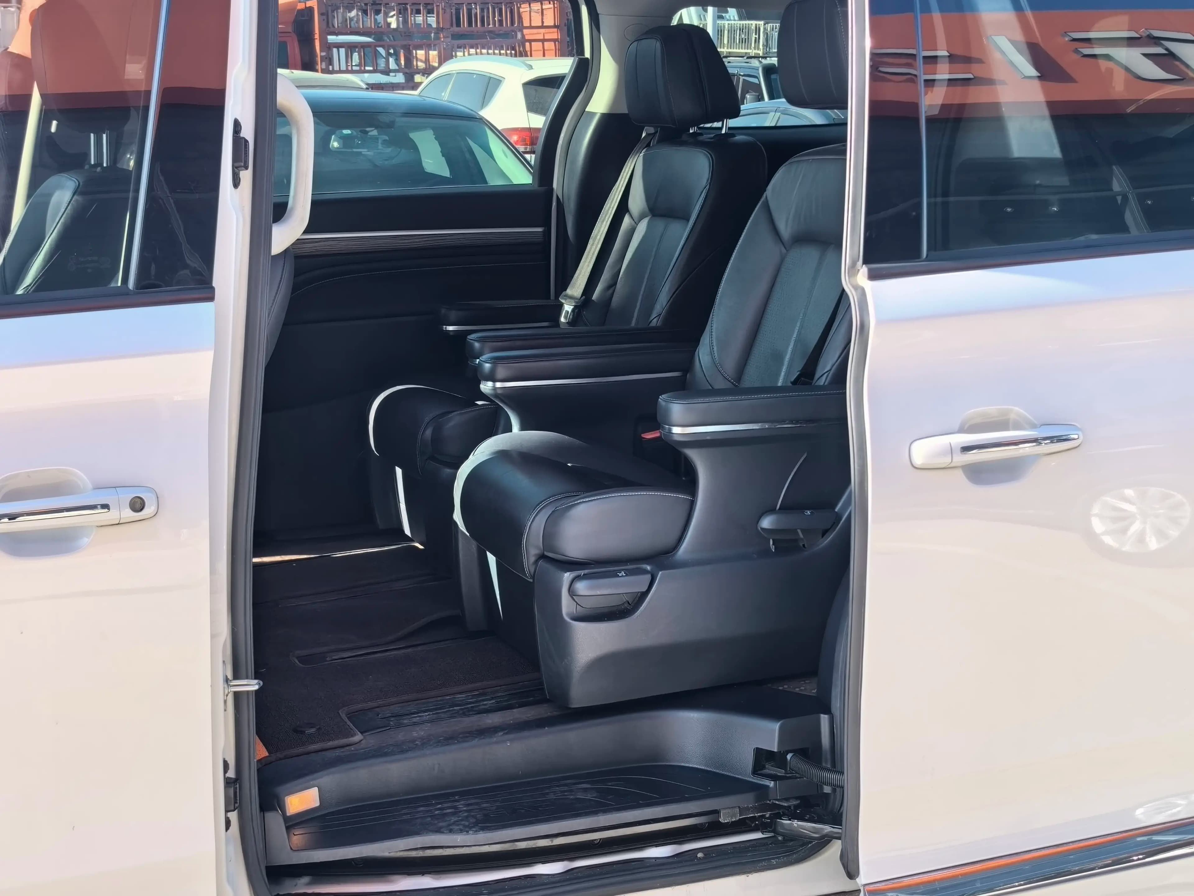 GAC Trumpchi M8 2023 г. 55380 км. — фото 12