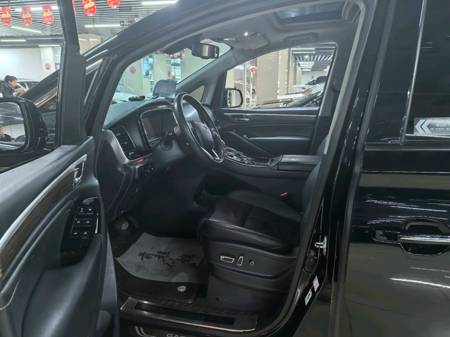 GAC Trumpchi M8 2021 г. 99077 км. — фото 18