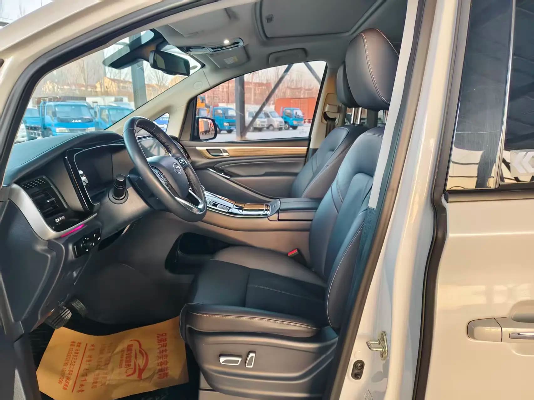 GAC Trumpchi M8 2022 г. 95143 км. — фото 11