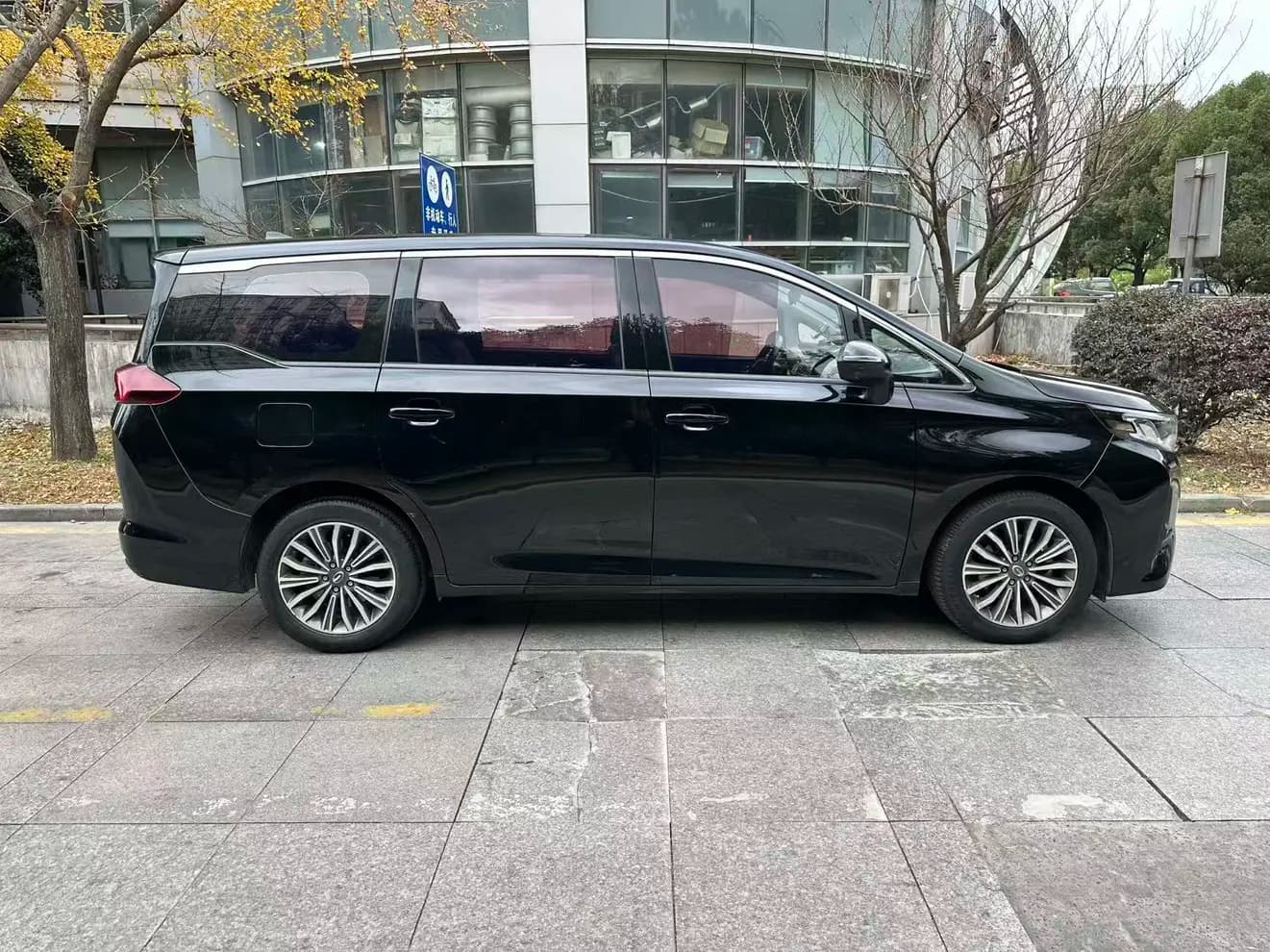 GAC Trumpchi M6 2021 г. 66142 км. — фото 7