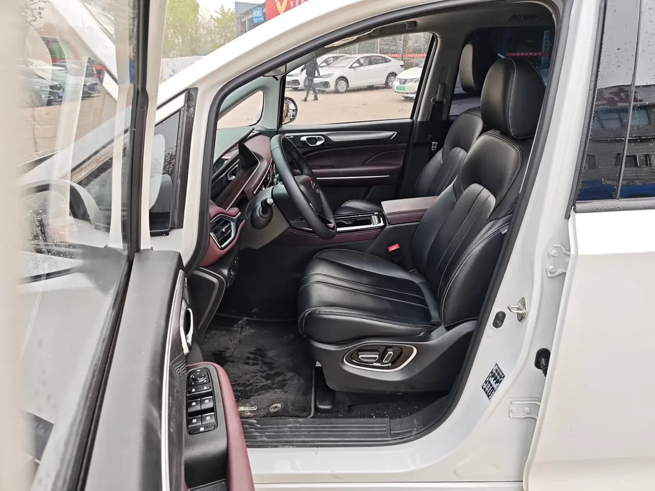GAC Trumpchi M6 2024 г. 33400 км. — фото 8