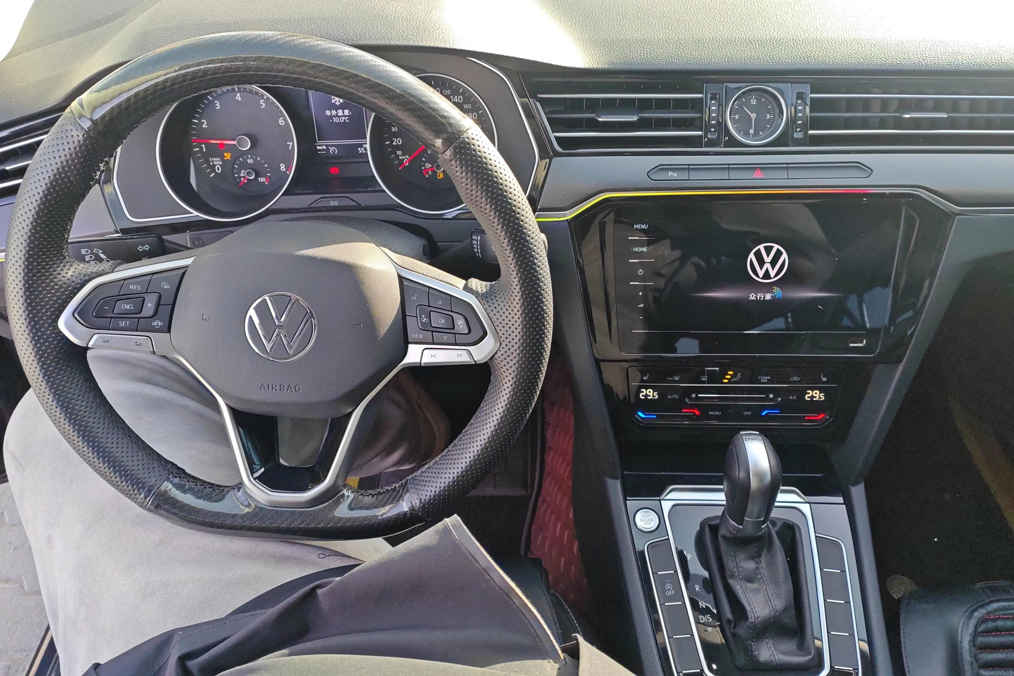 Volkswagen Magotan 2021 г. 67478 км. — фото 13