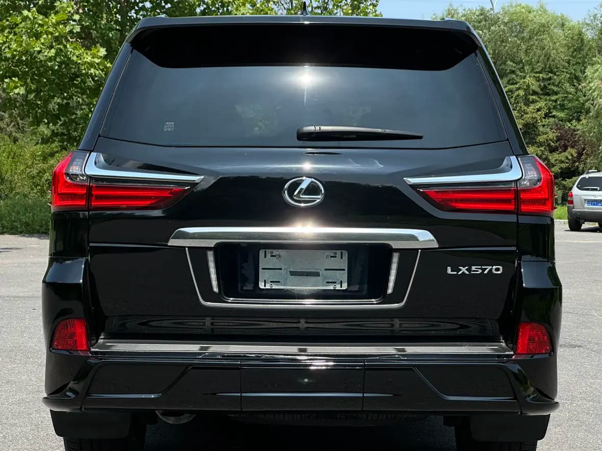 Lexus LX 2022 г. 80061 км. — фото 4