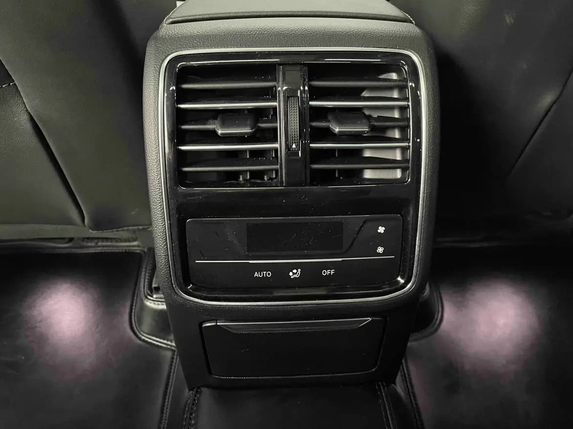 Volkswagen Magotan 2024 г. 39079 км. — фото 7