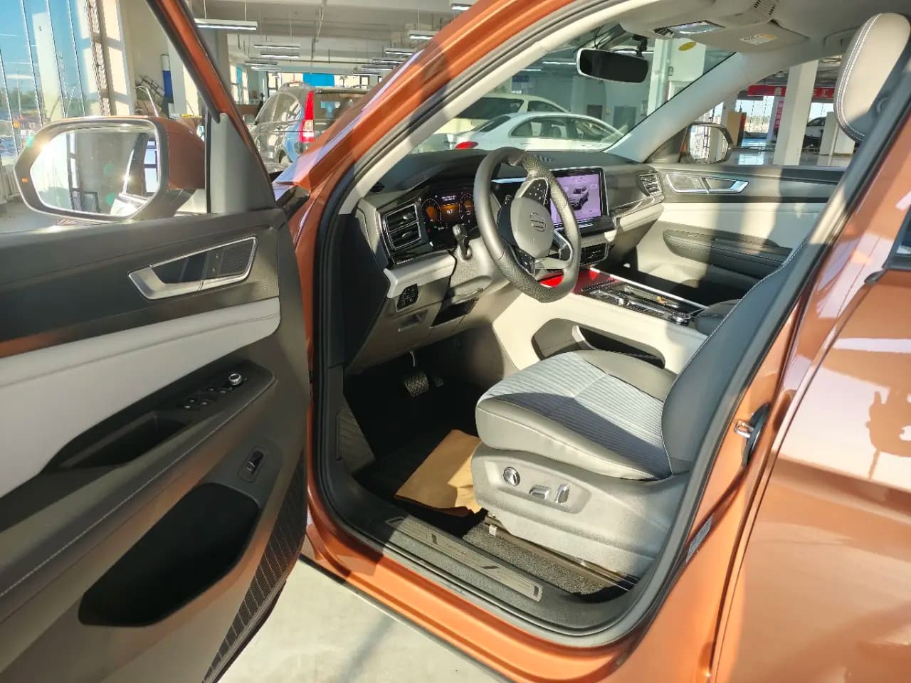 Volkswagen Teramont 2022 г. 44834 км. — фото 14